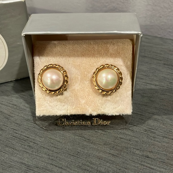 Vintage Dior Gold and White Pearl Clip on Earrings - Picture 1 of 6